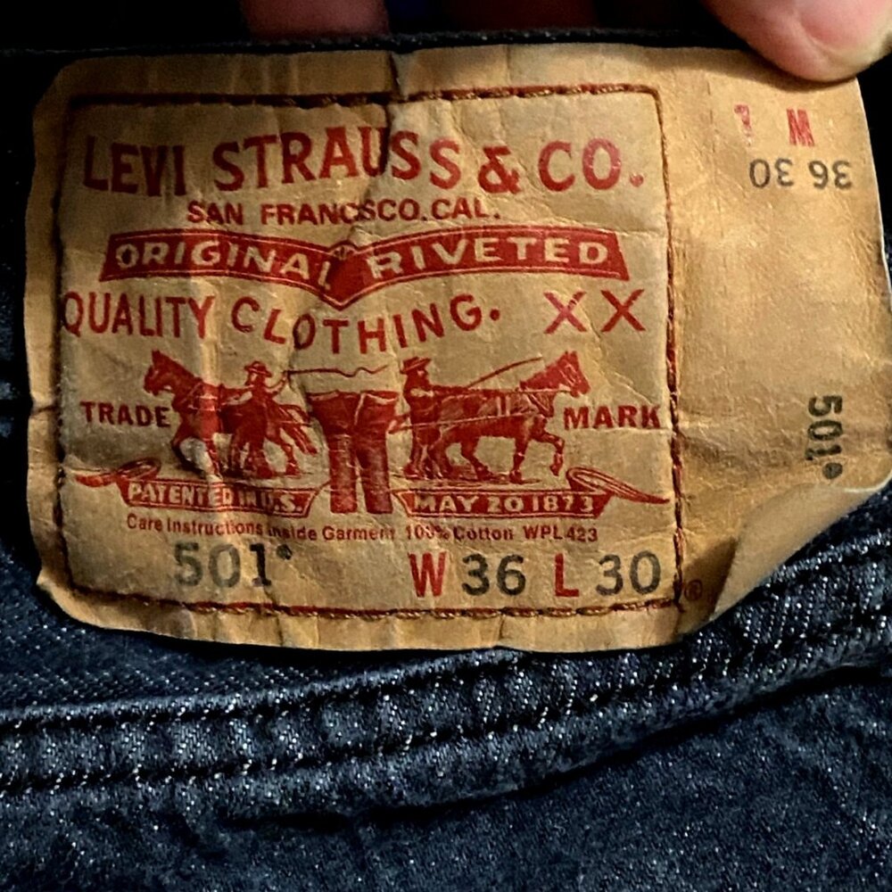 Levi's Vintage Wide Patch 501 Button Fly Original Straight Fit Faded Black Jeans - Picture 7 of 16